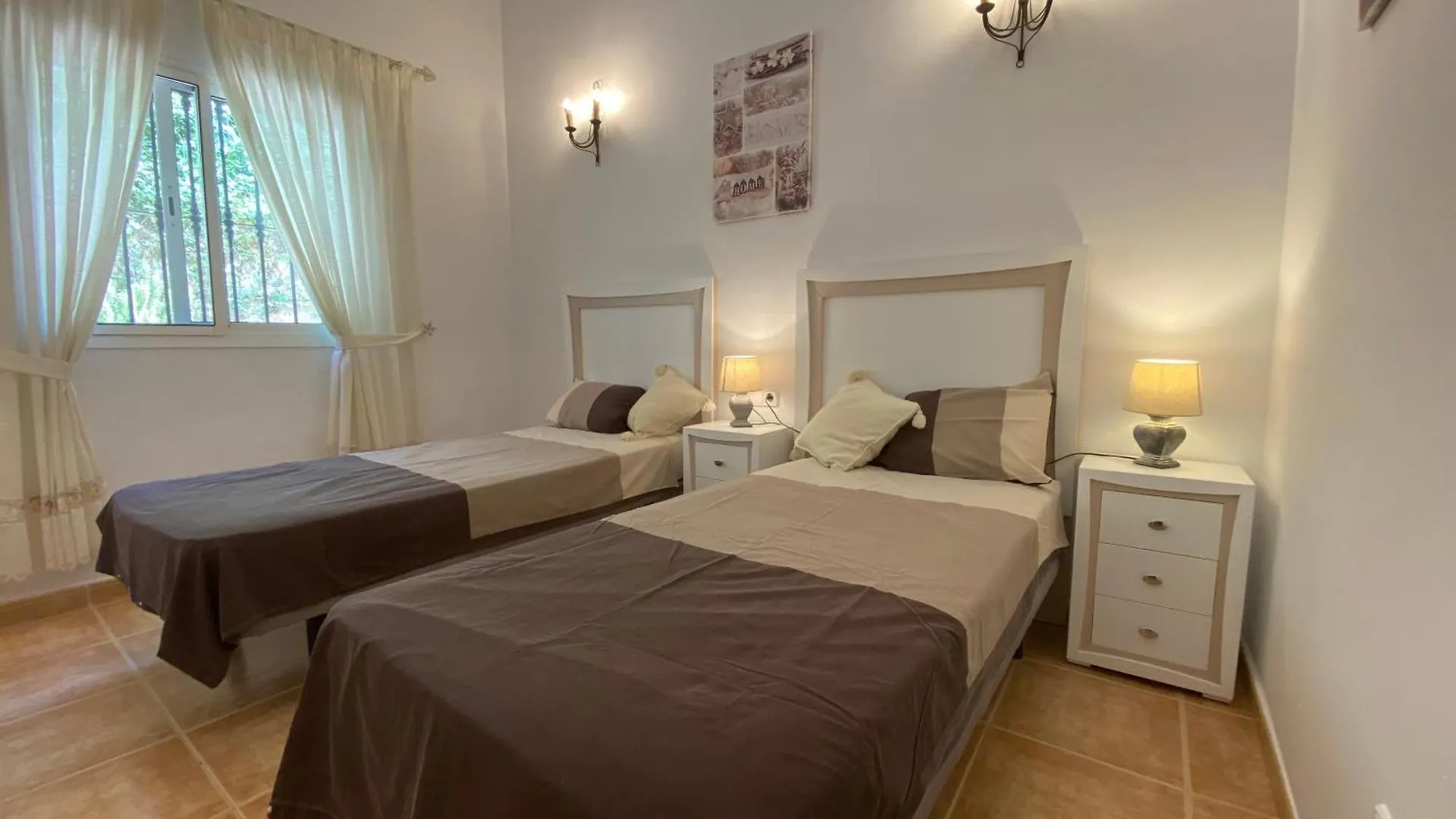 Villa Las Golondrinas Mondron Spain